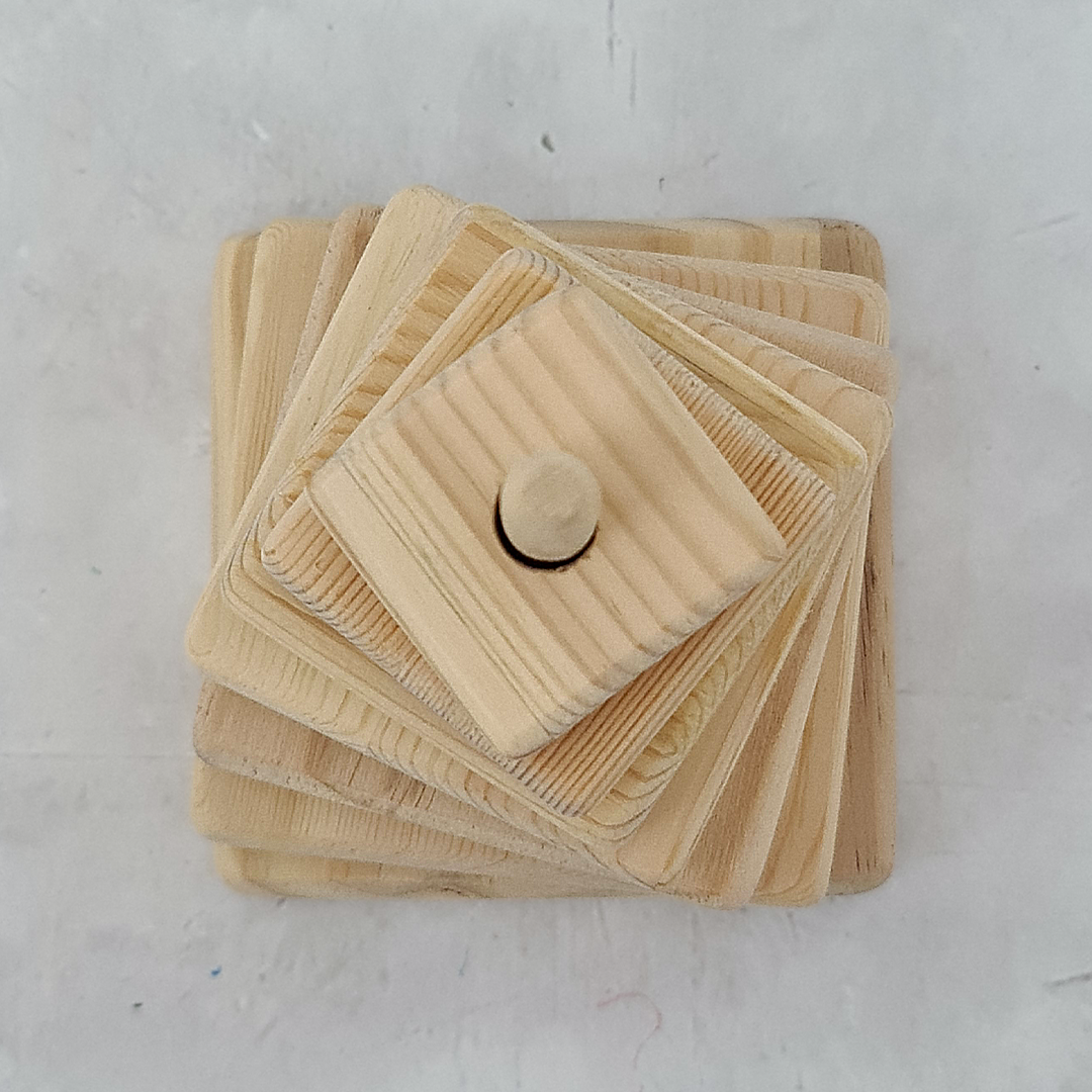 Square Stacking Pyramid