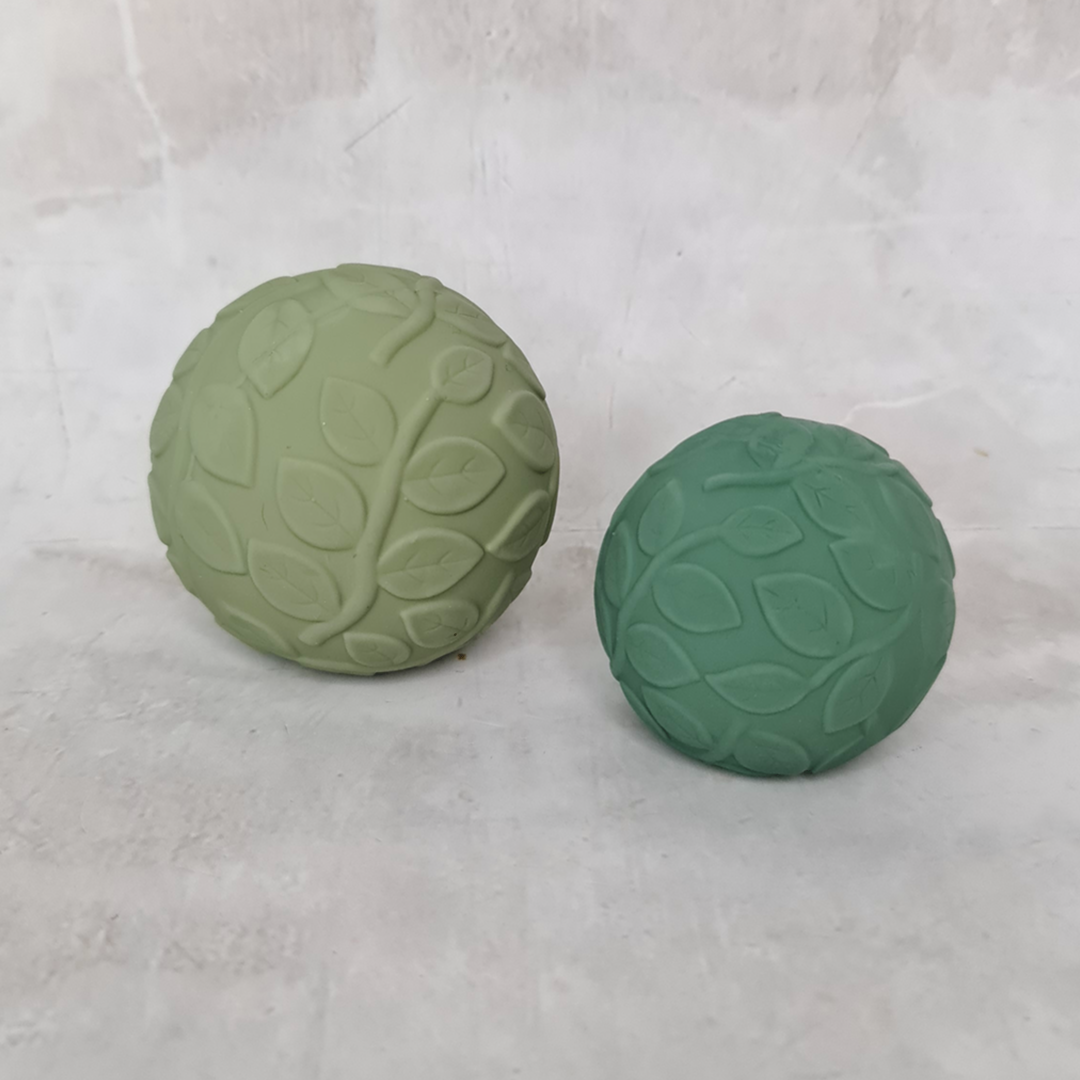 Leaf Sensory Balls - Green