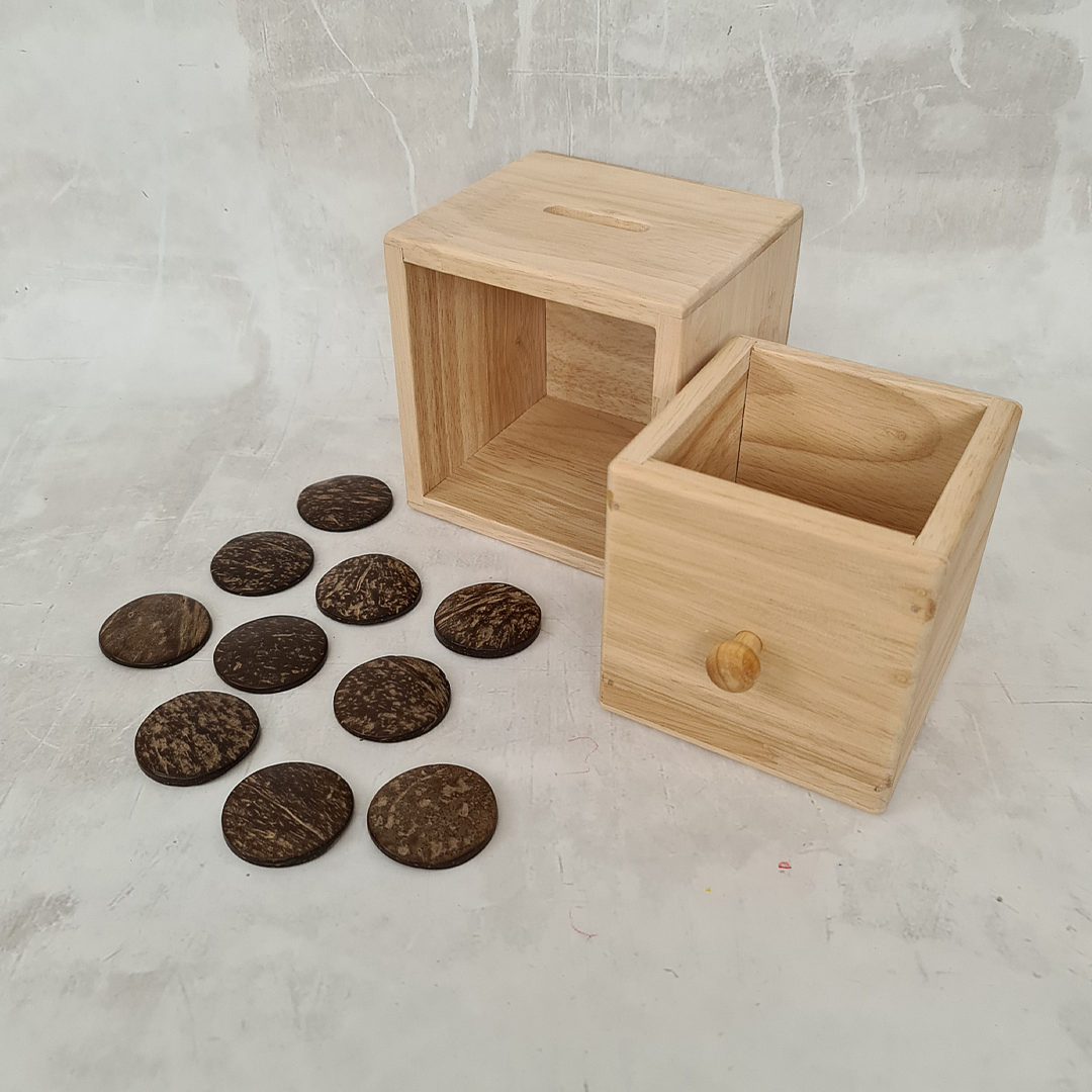 Posting Box with Coconut Discs