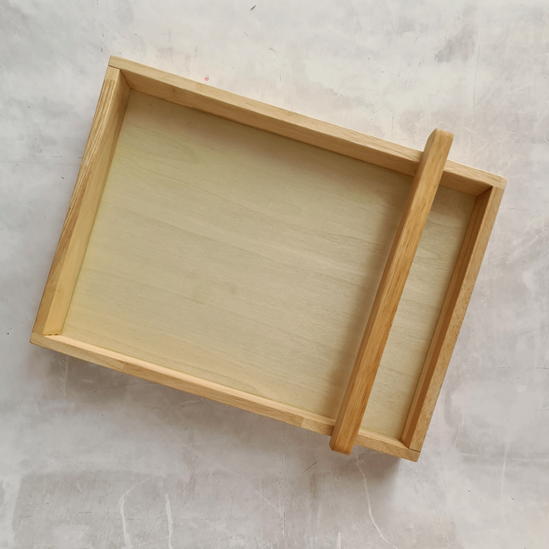 Sand Tray with Level