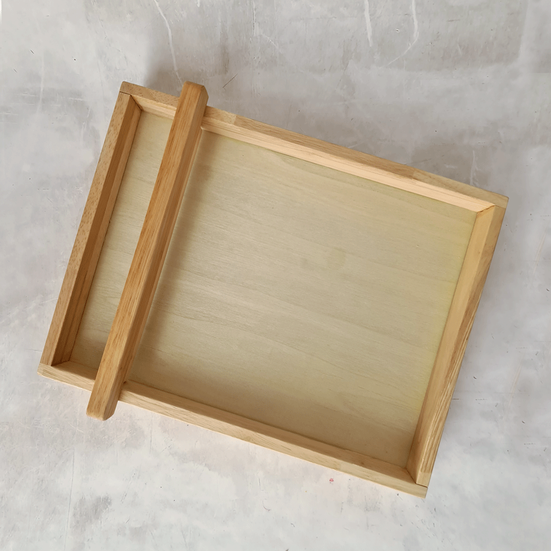 Sand Tray with Level